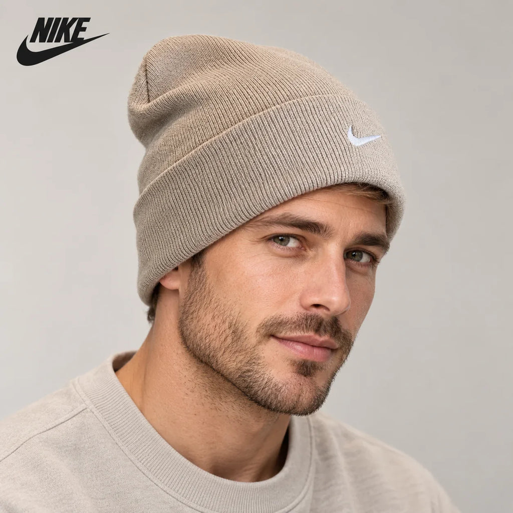 Beanie - image 1