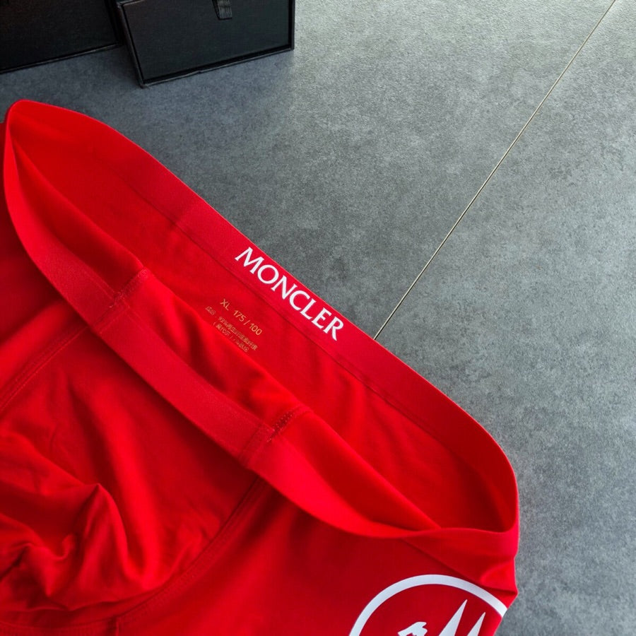 Moncler red oversized white crest boxer briefs - view 7