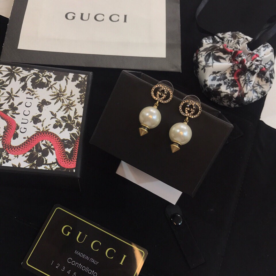 Gucci Pearl Earrings - album image 5