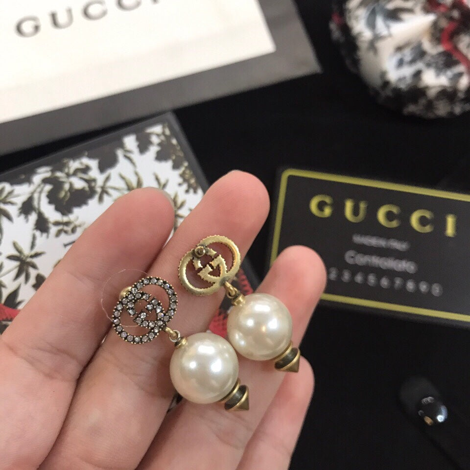 Gucci Pearl Earrings - album image 3