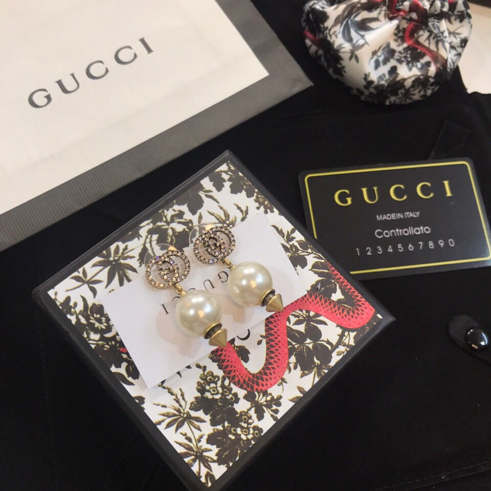 Gucci Pearl Earrings - album image 6