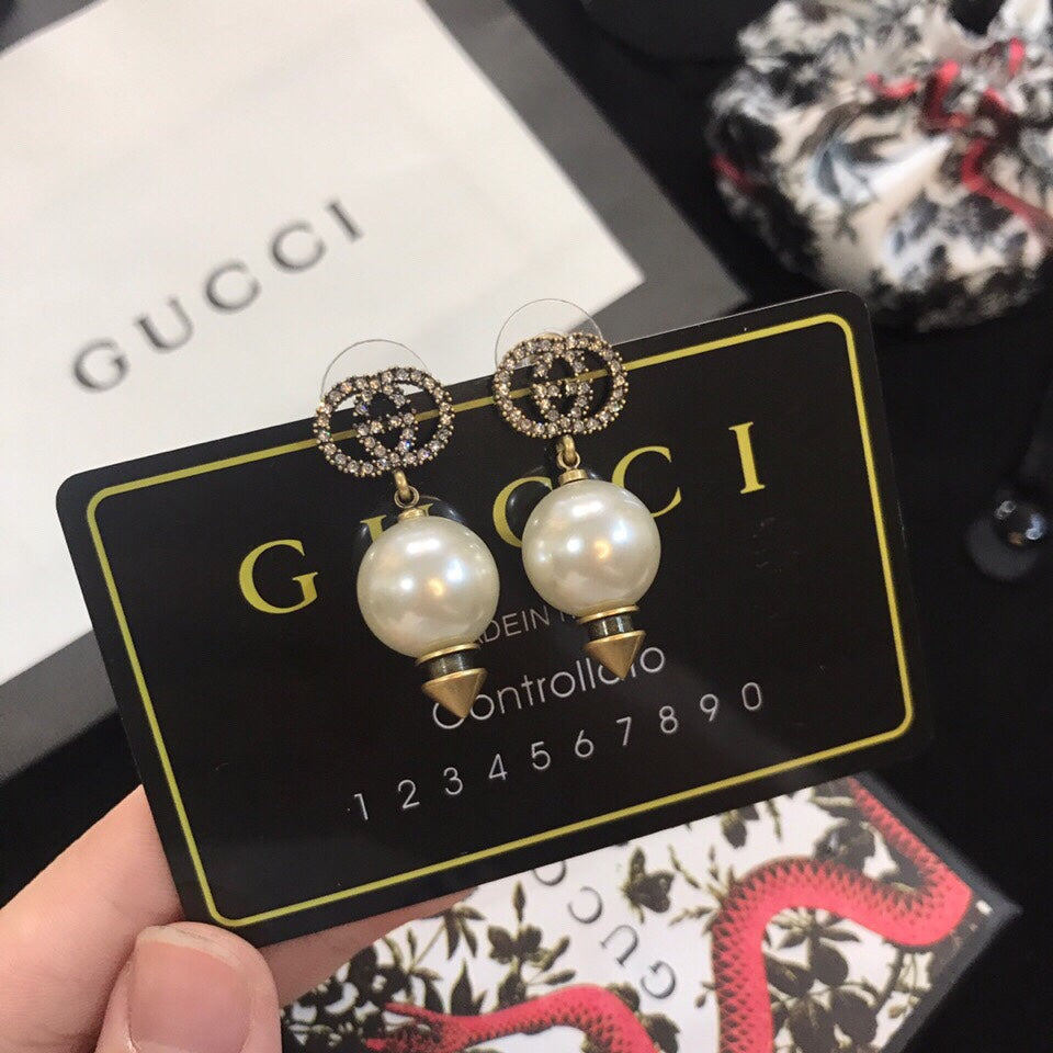 Gucci Pearl Earrings - album image 7