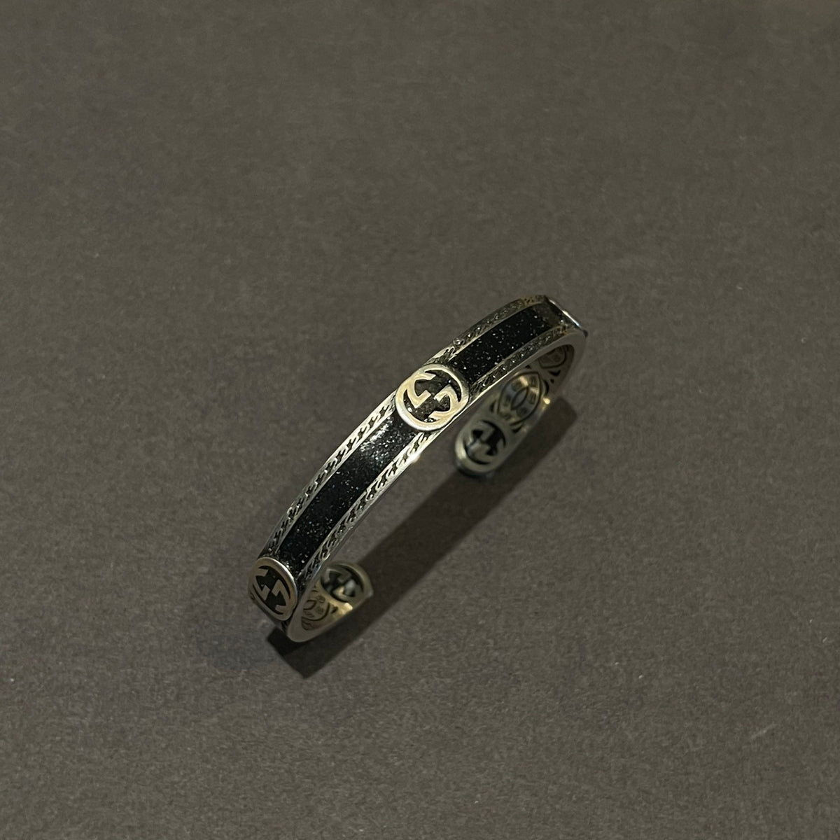 Gucci Interlocking G Enamel Woven Antiqued Bangle - album image 6