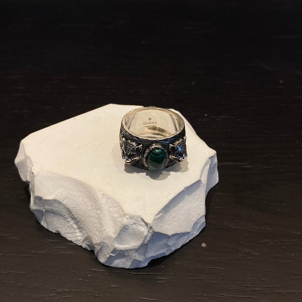 Gucci Dark Silver-Tone Tiger Head Ring with Green Center - album image 5
