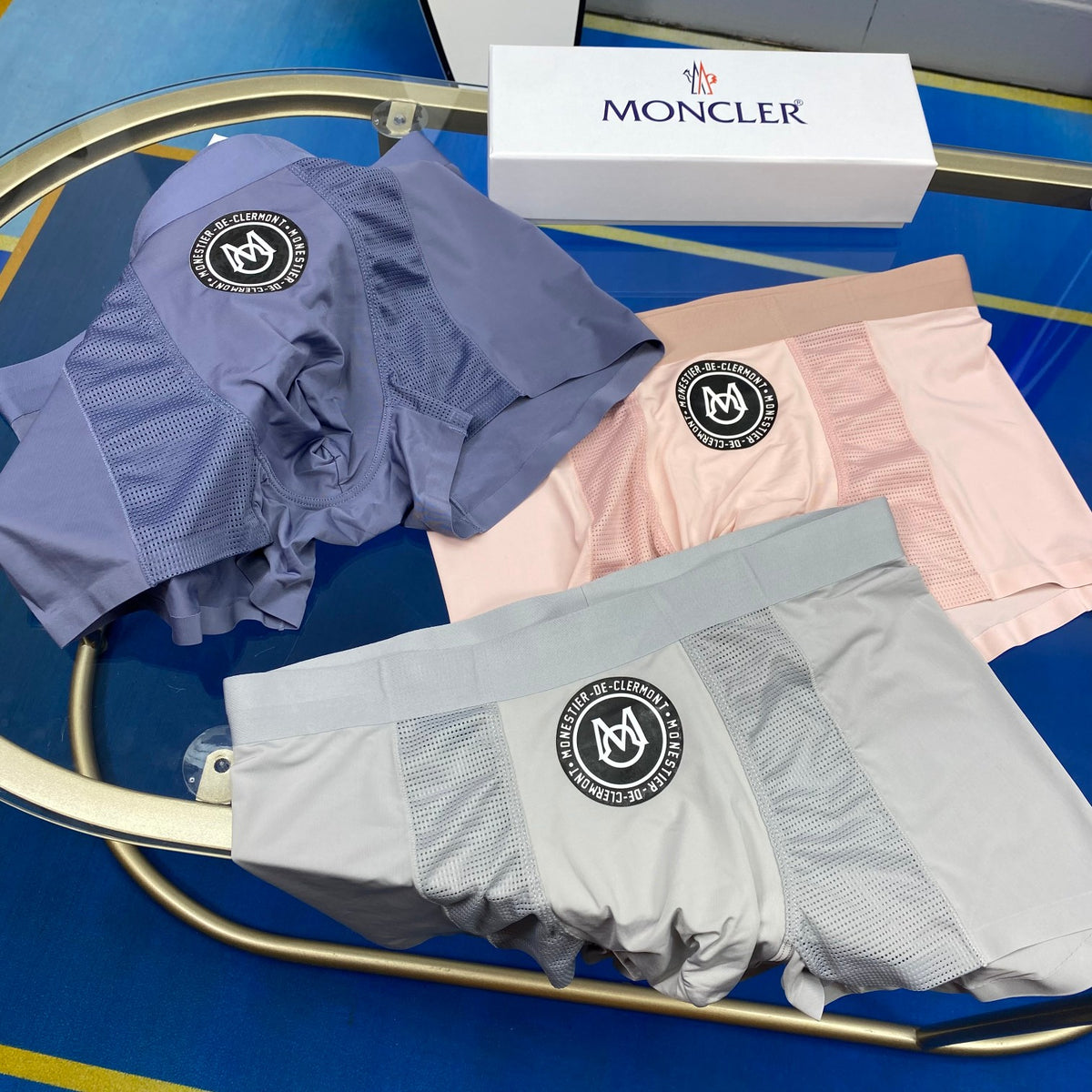 Moncler large circular emblem boxer briefs - view 2
