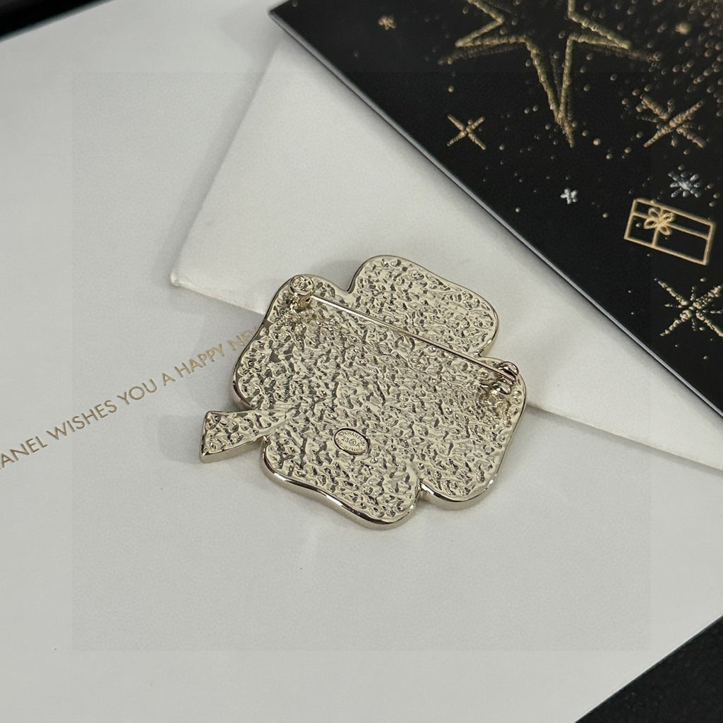 Chanel Black Clover Address Brooch - album image 5
