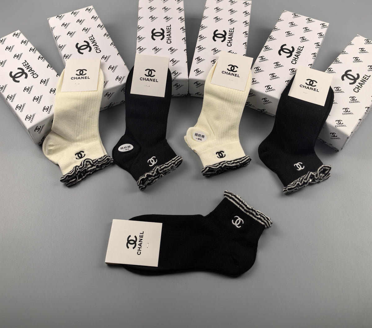 Chanel ruffled contrast cuff ankle socks - view 4