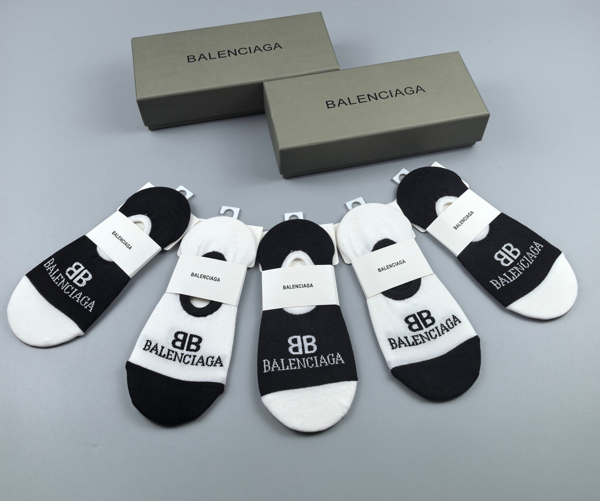 Balenciaga mixed bb lettering ankle socks - view 4
