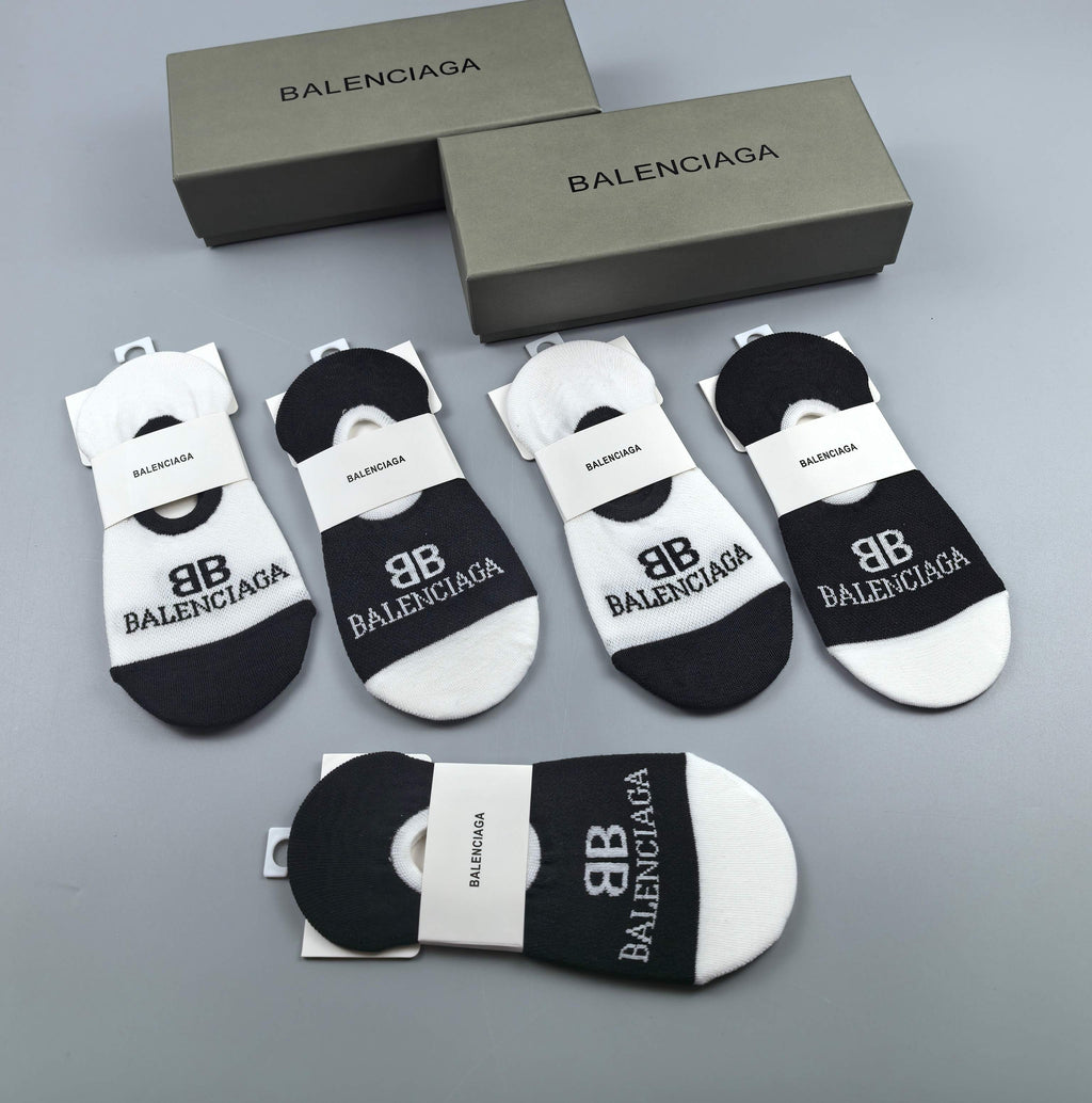 Balenciaga mixed bb lettering ankle socks - view 3