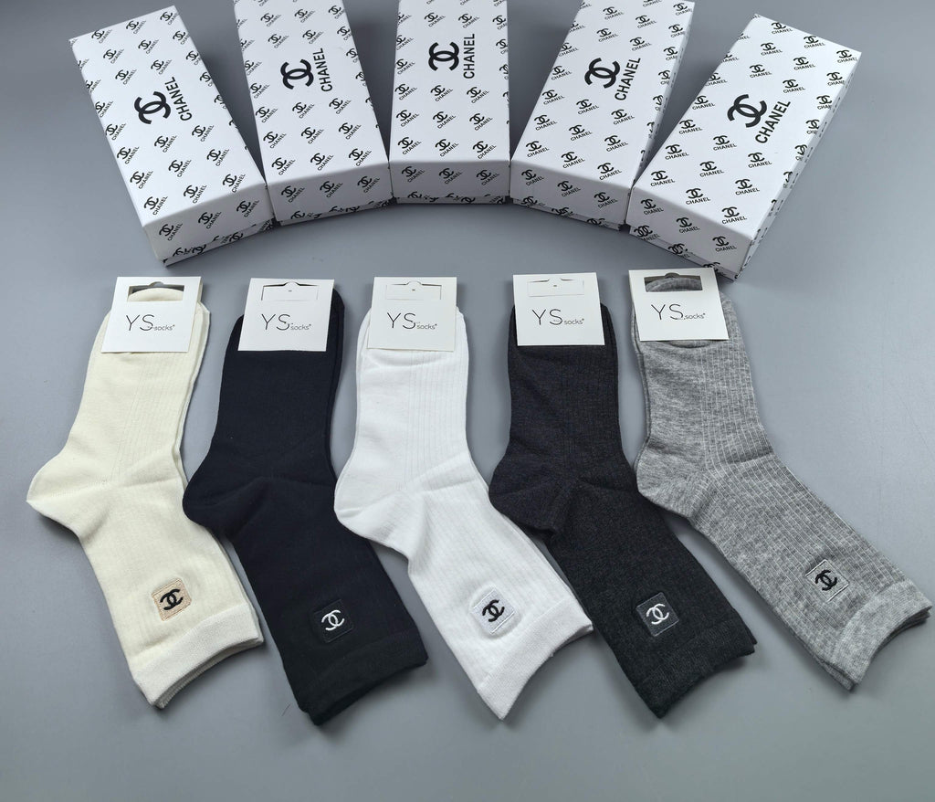 Chanel small side emblem neutrals crew socks - view 18