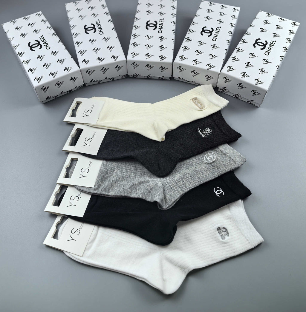 Chanel small side emblem neutrals crew socks - view 20