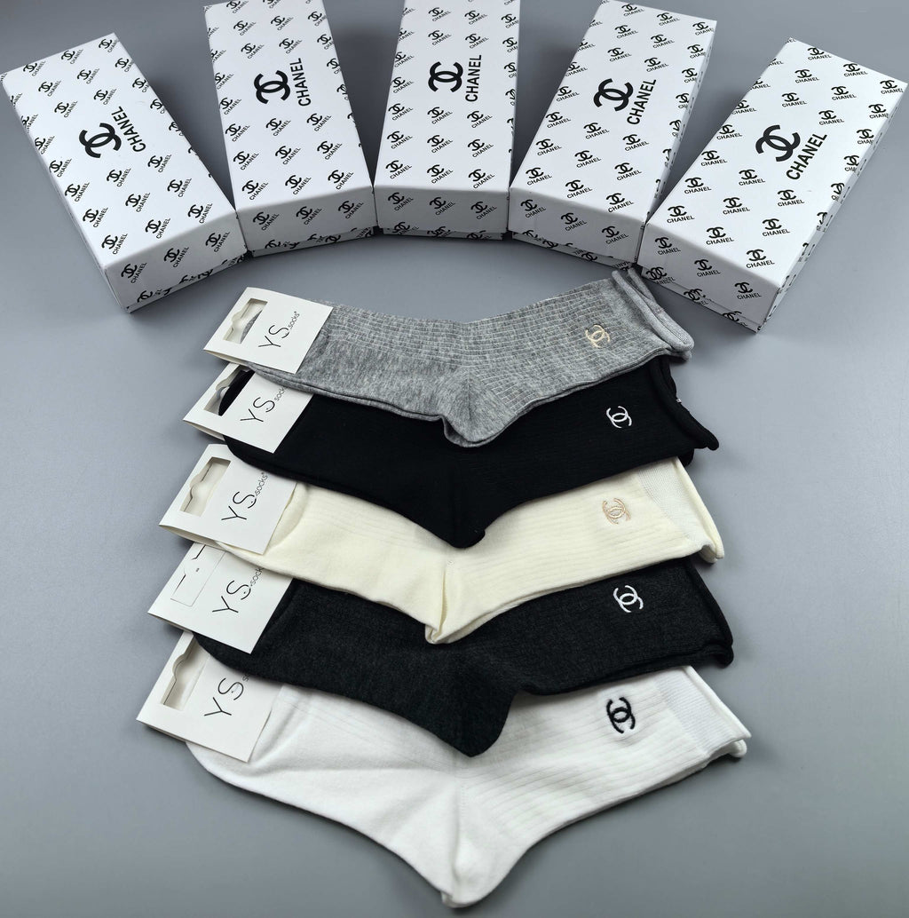 Chanel small side emblem neutrals crew socks - view 4