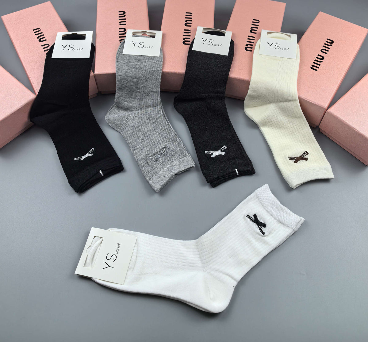 Miu Miu small bow accent crew socks, image 7