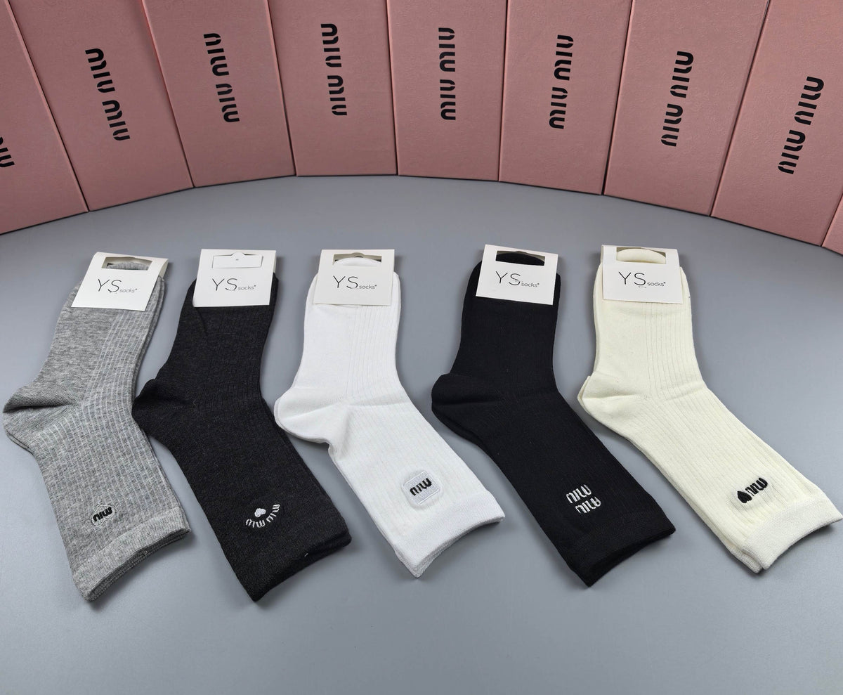 Miu Miu neutral mini graphic crew socks, image 9