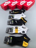 Nike yellow accent graphic ankle socks, image 1