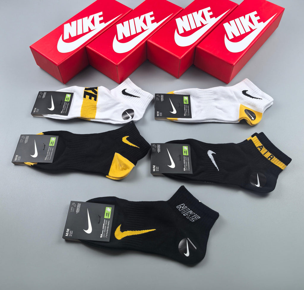 Nike yellow accent graphic ankle socks, image 4