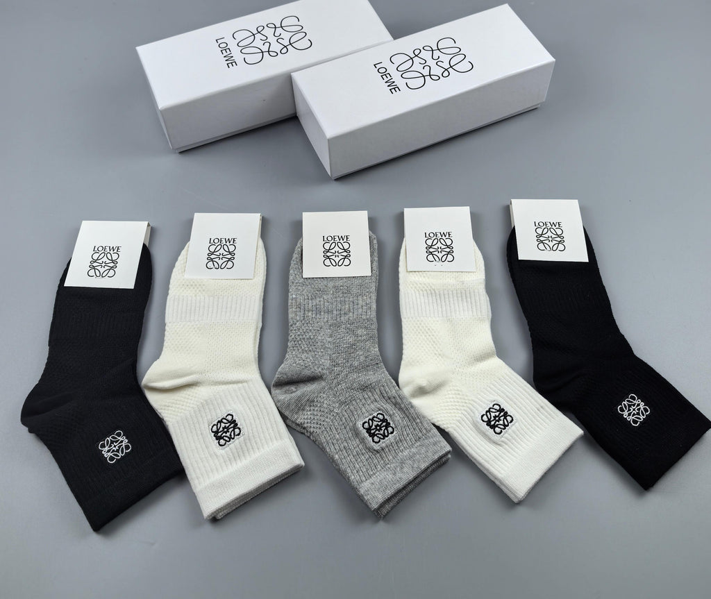 Loewe small anagram ribbed crew socks - view 9