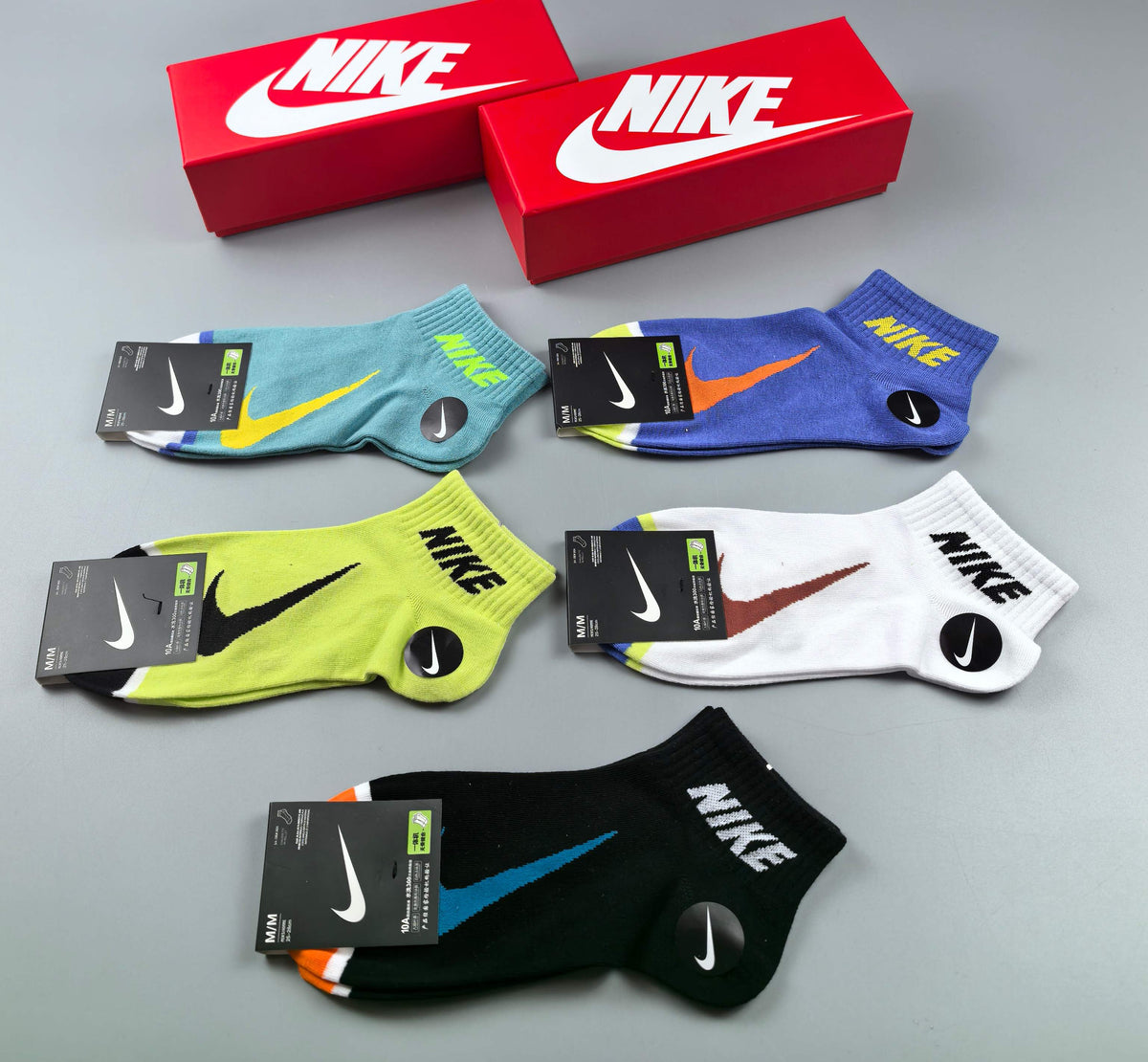 Nike vivid contrast logo ankle socks, image 3