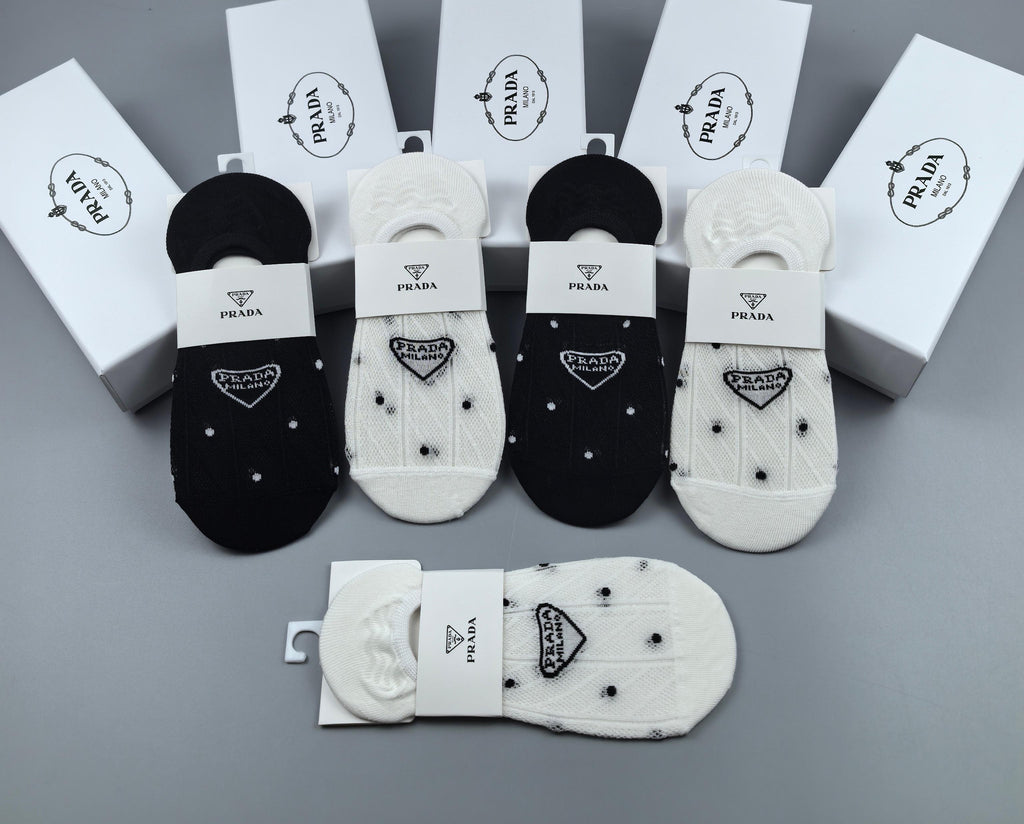 Prada low cut small triangle ankle socks - view 5