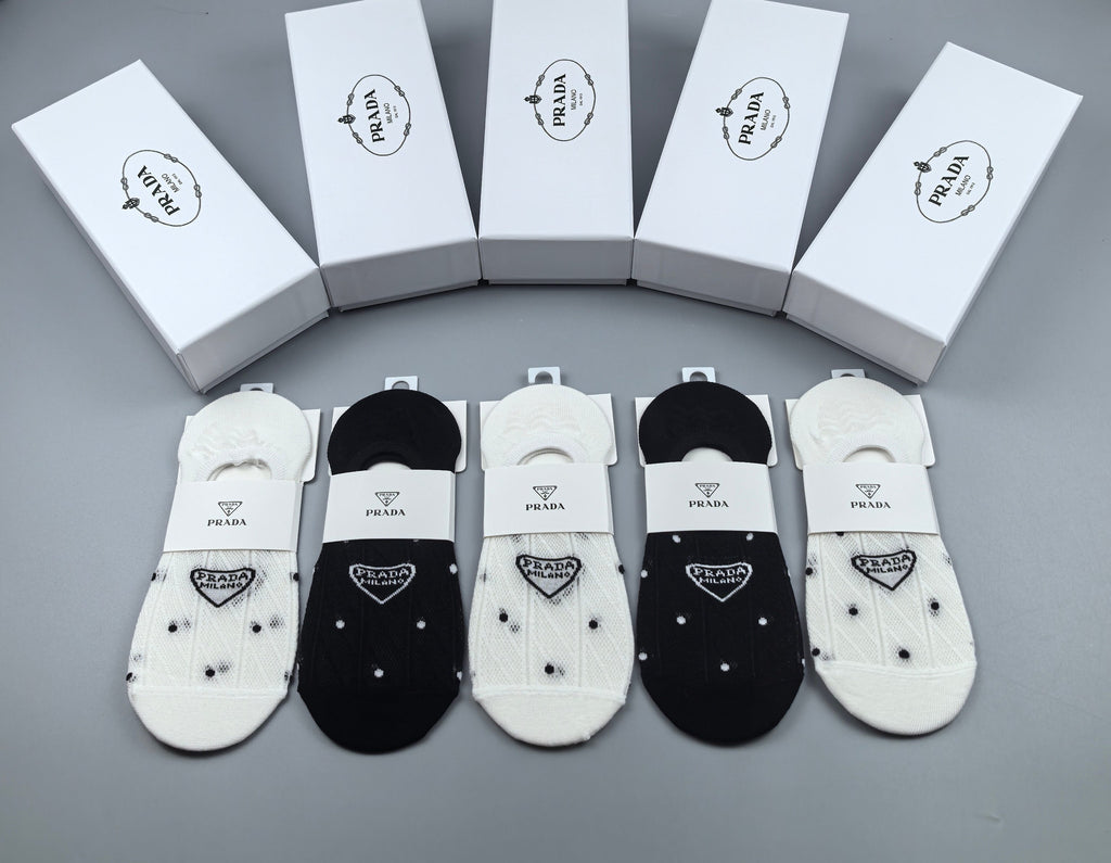 Prada low cut small triangle ankle socks - view 9