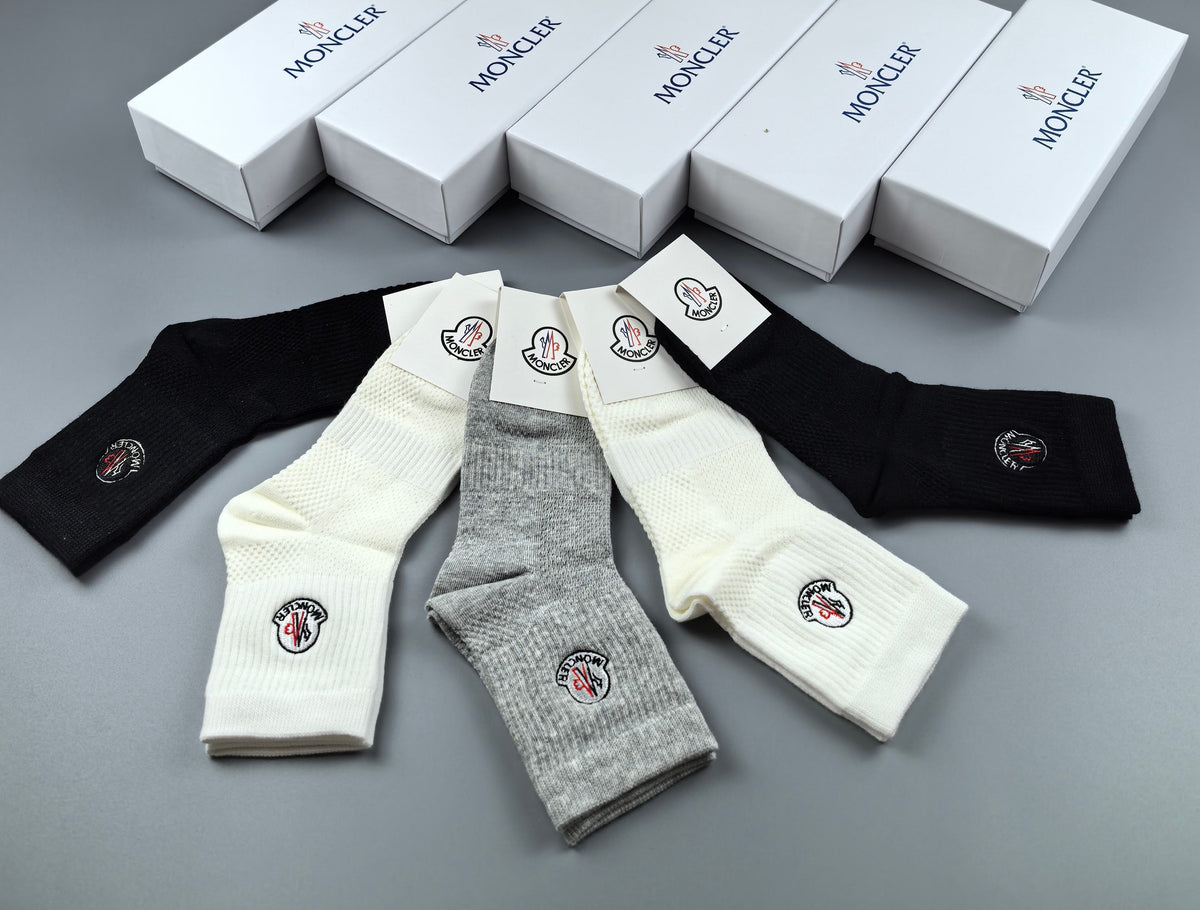 Moncler neutral ribbed small crest crew socks - view 2