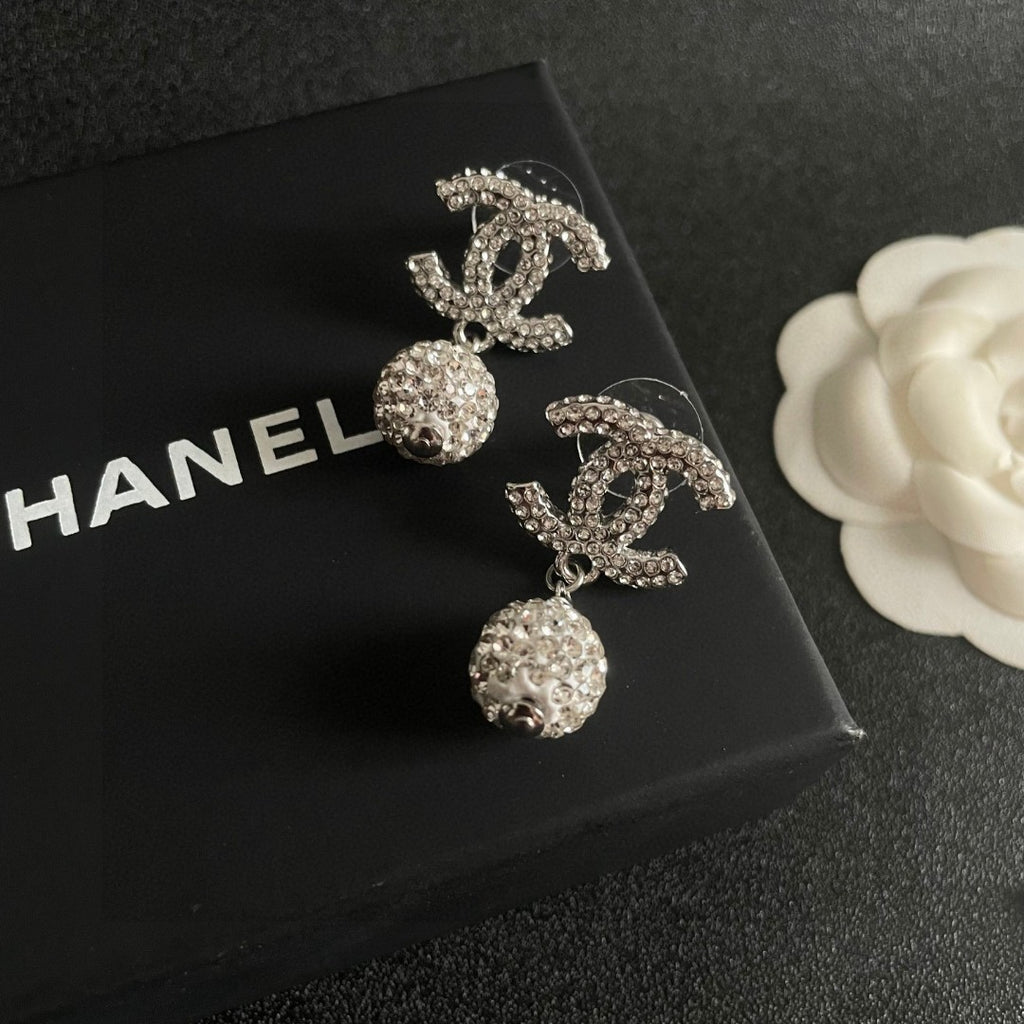 Chanel Interlocking C Crystal Accent Earrings - album image 9