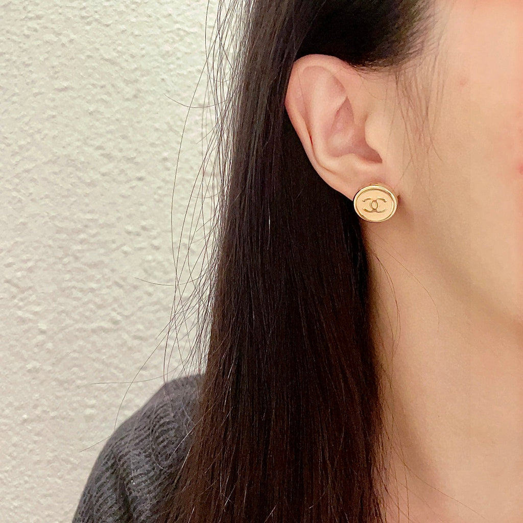 Chanel Interlocking C Circular Stud Earrings - album image 3
