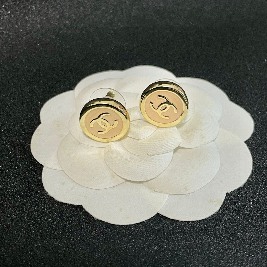 Chanel Interlocking C Circular Stud Earrings - album image 8