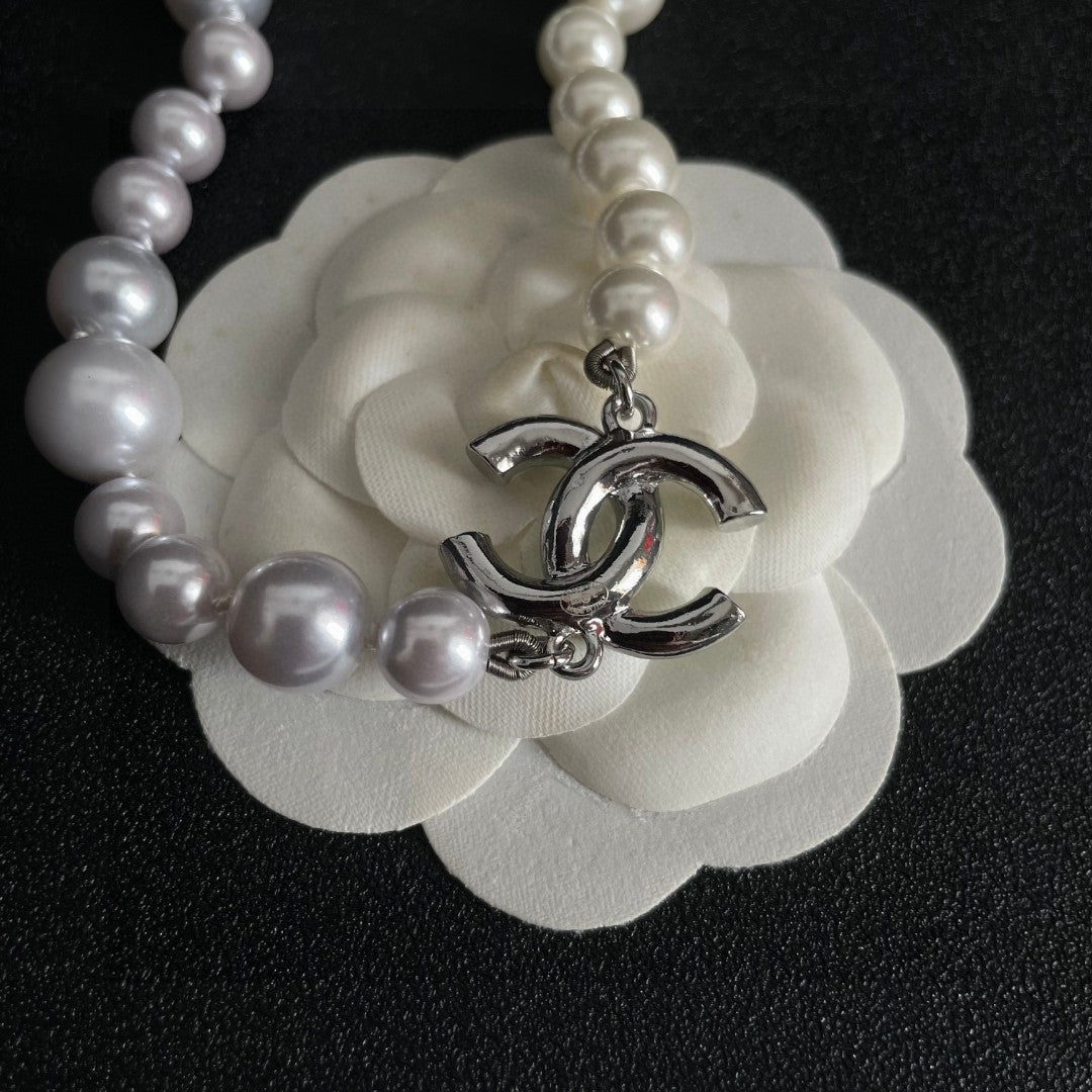 Chanel Interlocking C Pearl Necklace - album image 8