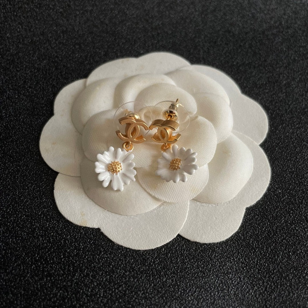 Chanel Interlocking C Camellia Earrings - album image 6