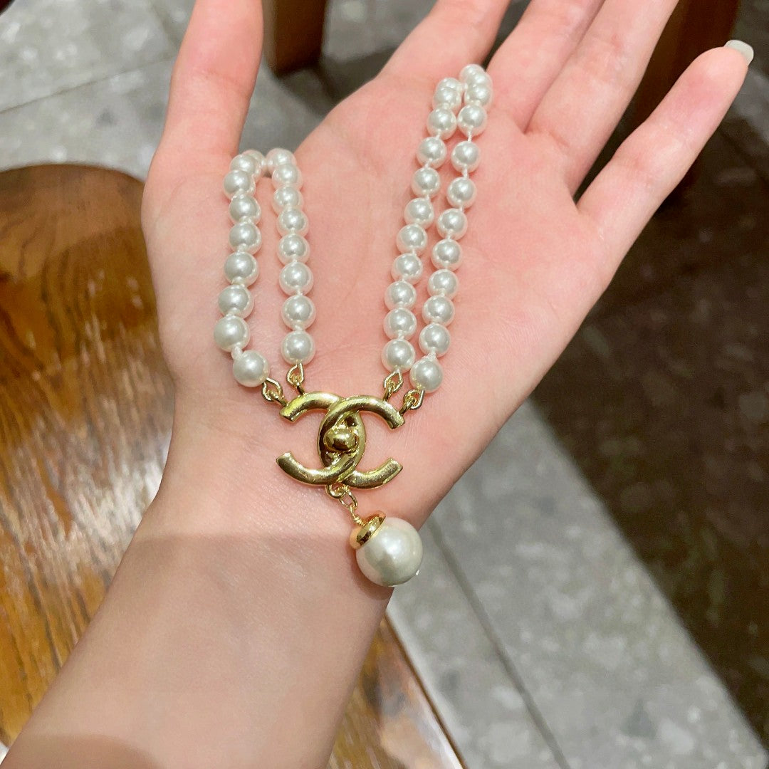Chanel Double-Strand Pearl and Green Drop Necklace - album image 4