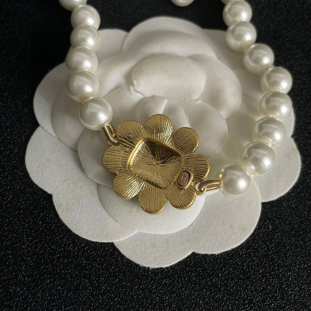 Chanel Interlocking C Pearl Necklace - album image 8