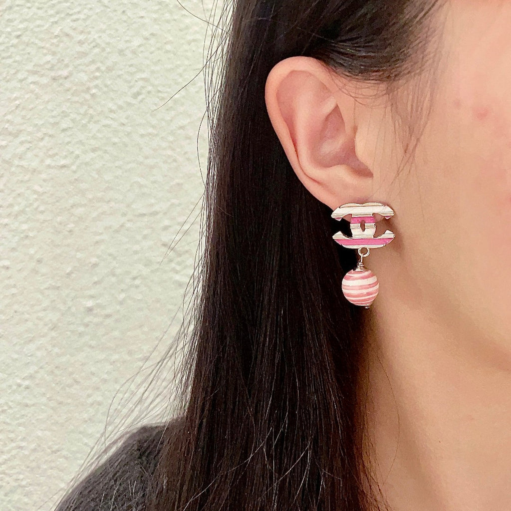 Chanel Interlocking C Earrings - album image 3