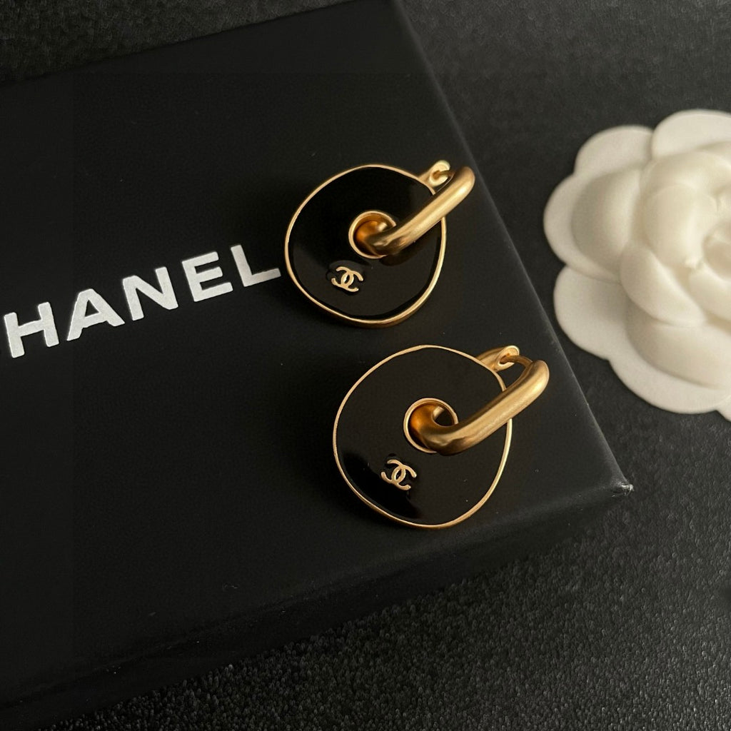 Chanel Interlocking C Earrings - album image 9