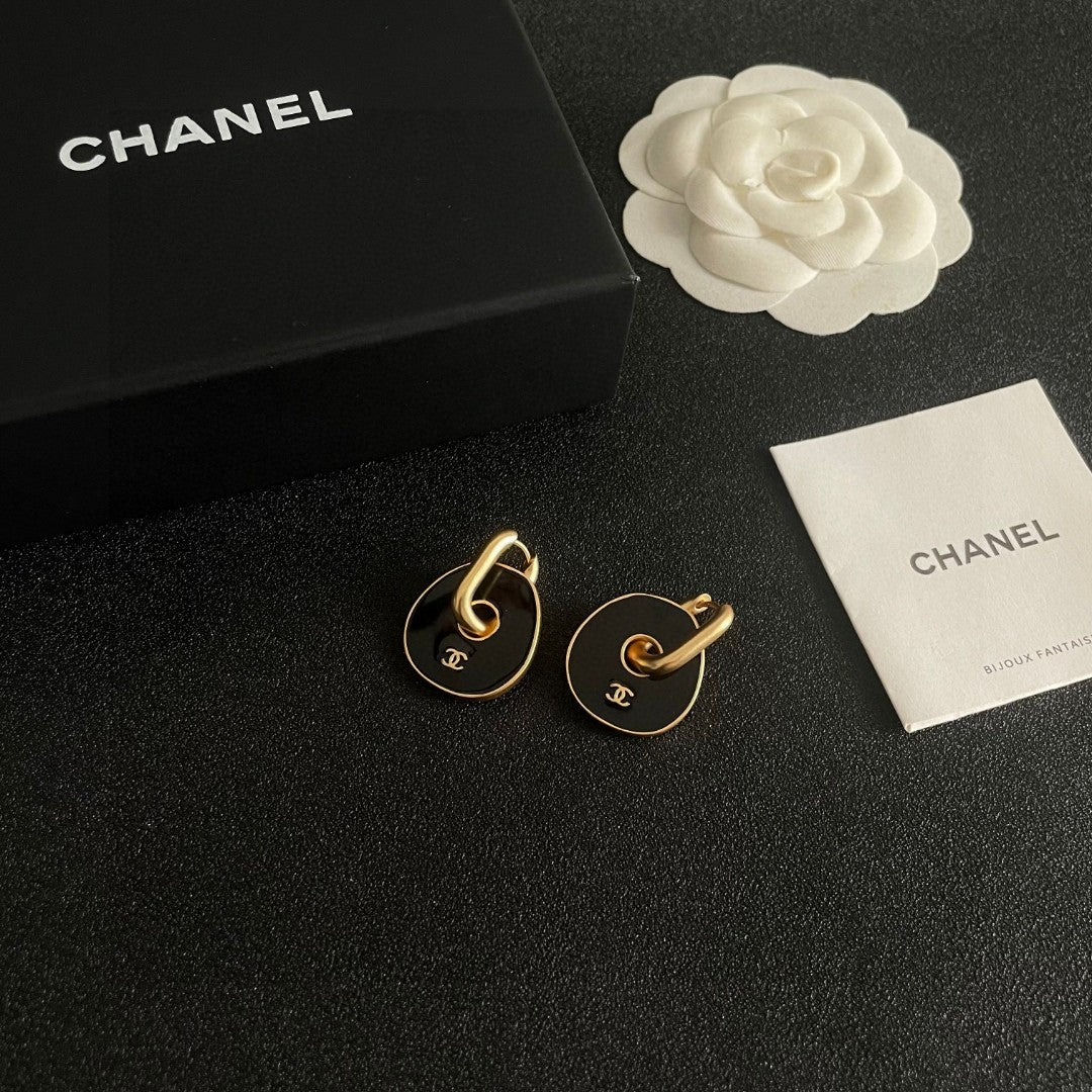 Chanel Interlocking C Earrings - album image 6