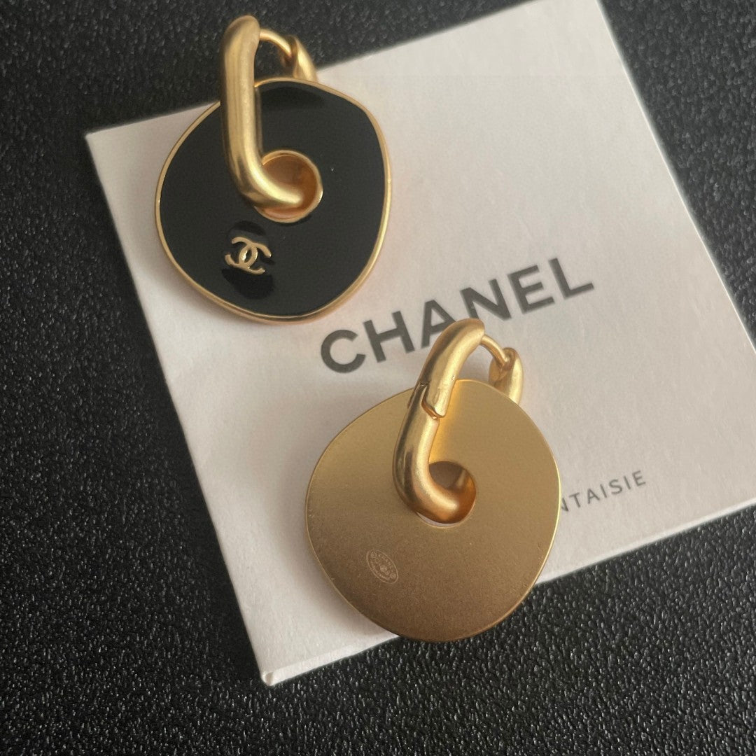 Chanel Interlocking C Earrings - album image 7