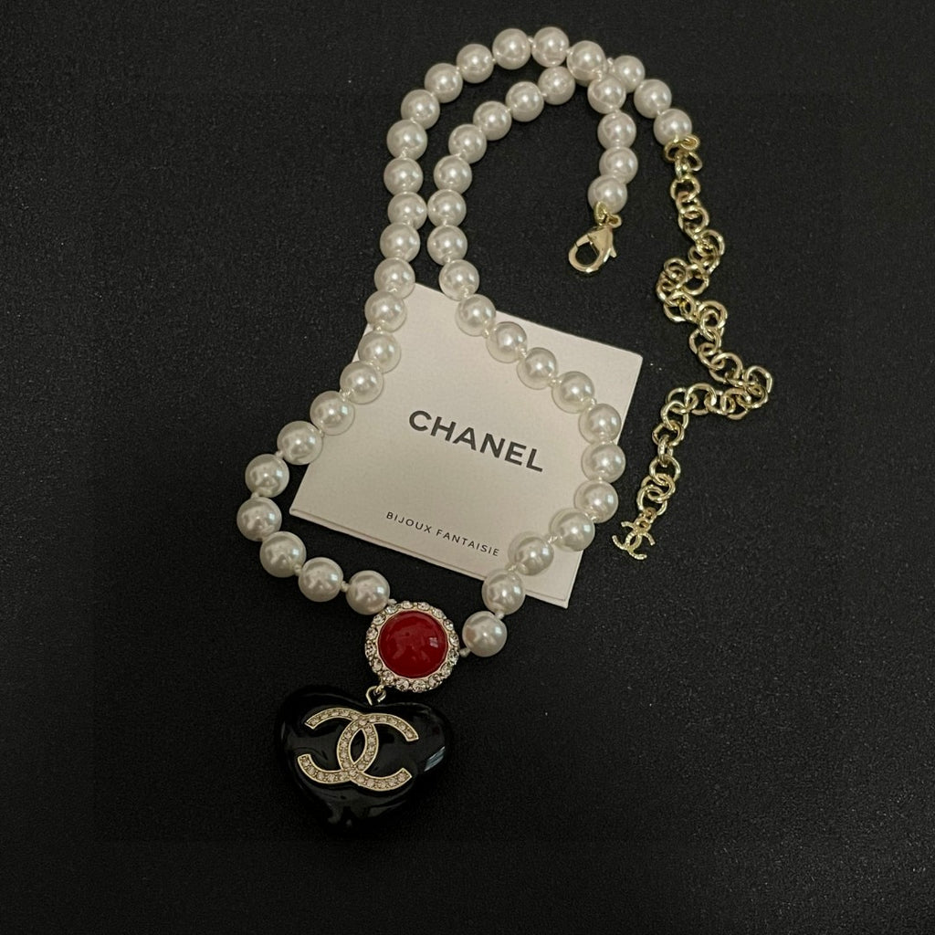 Chanel Interlocking C Heart Crystal Accent Necklace - album image 9