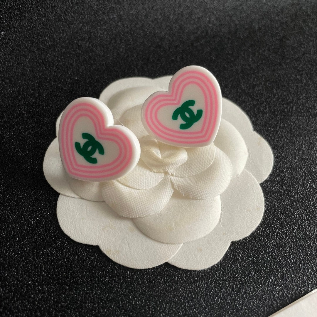Chanel Interlocking C Heart Stud Earrings - album image 8