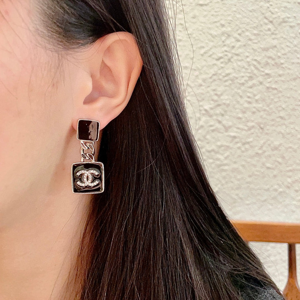 Chanel Interlocking C Chain Earrings - album image 3