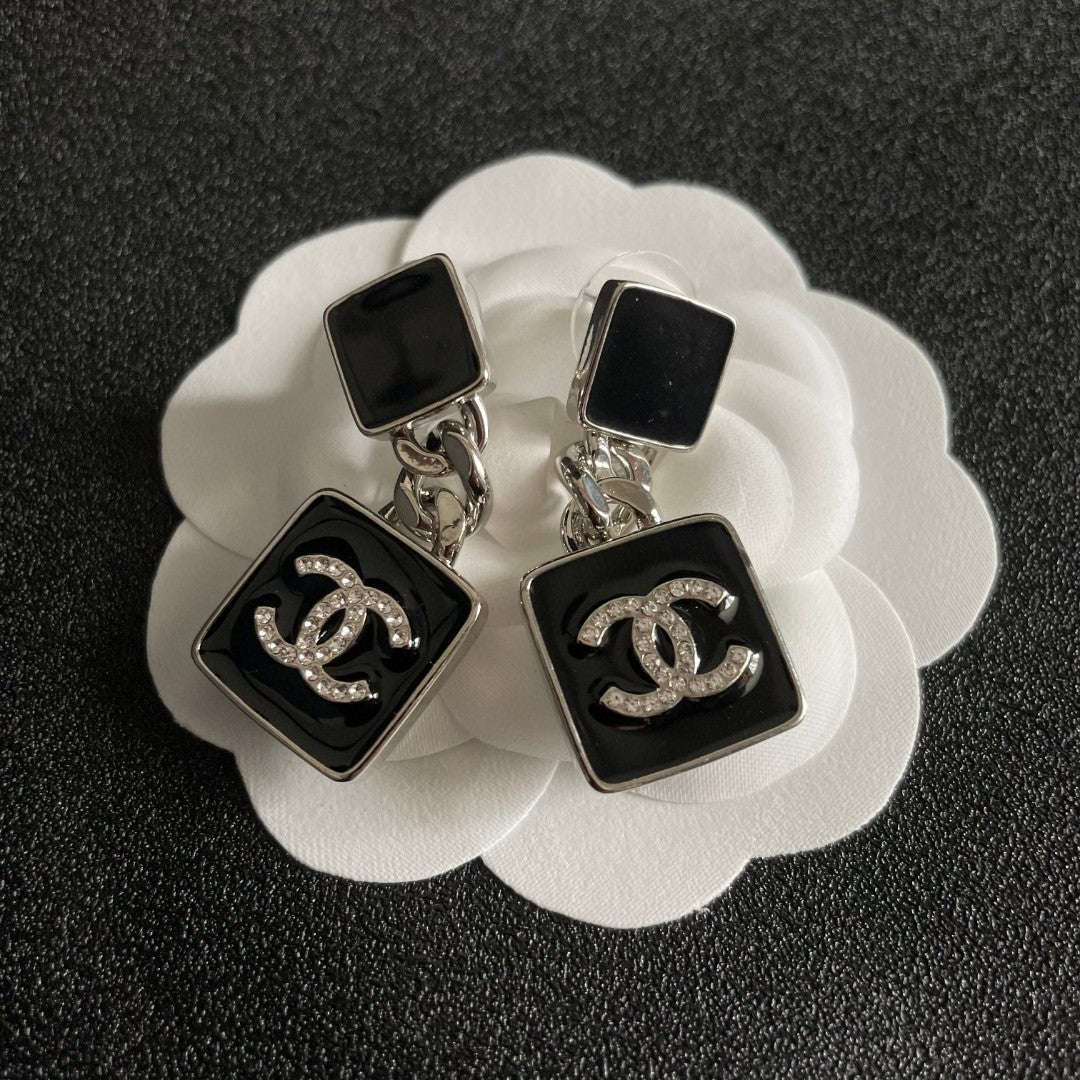 Chanel Interlocking C Chain Earrings - album image 8