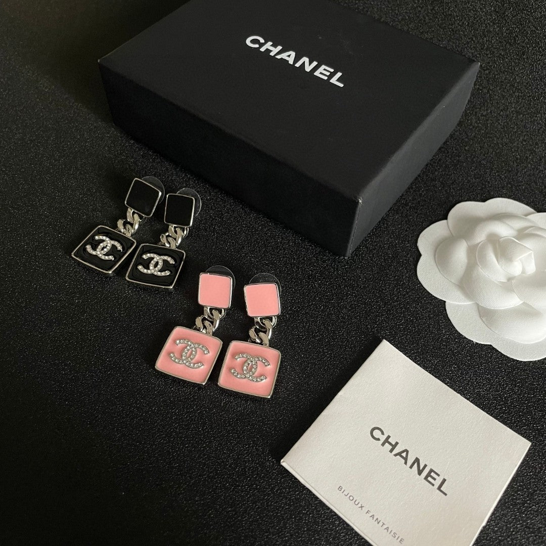 Chanel Interlocking C Chain Earrings - album image 10