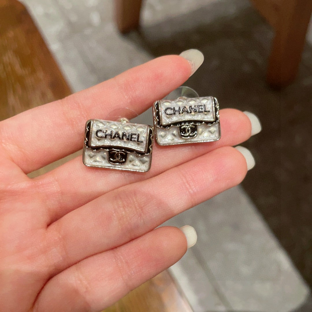 Chanel Interlocking C Letter Stud Earrings - album image 4