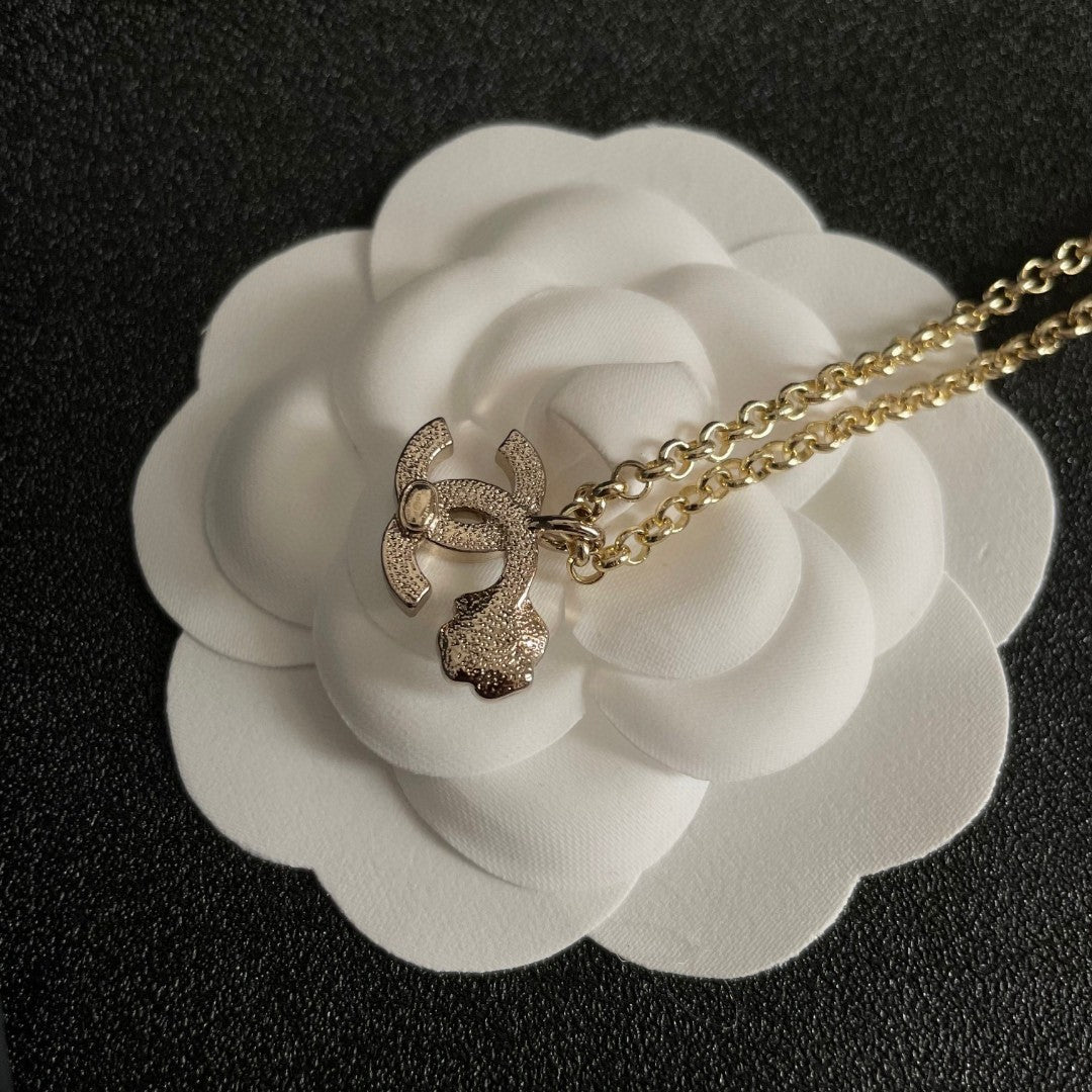 Chanel Interlocking C Camellia Necklace - album image 8