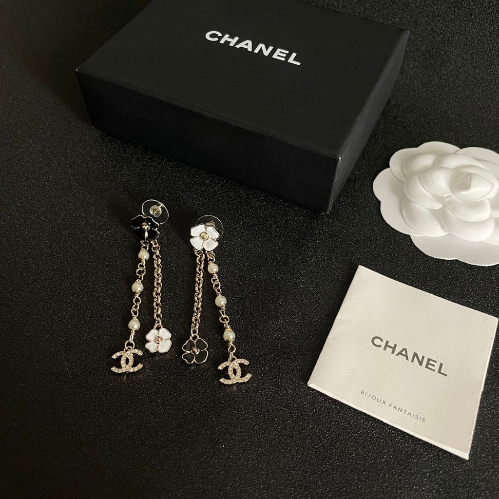 Chanel Interlocking C Camellia Earrings - album image 6
