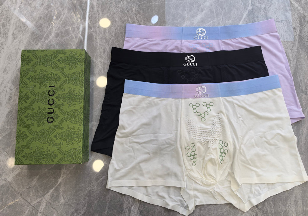 Gucci Boxed Underwear with colored lettering - 3-Piece Box - image 6