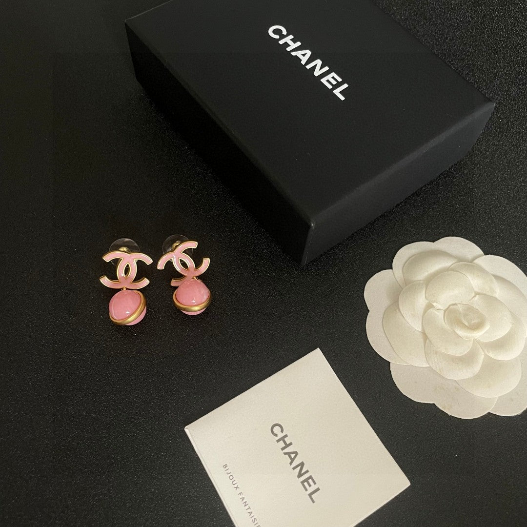 Chanel Interlocking C Enamel Gradient Earrings - album image 5