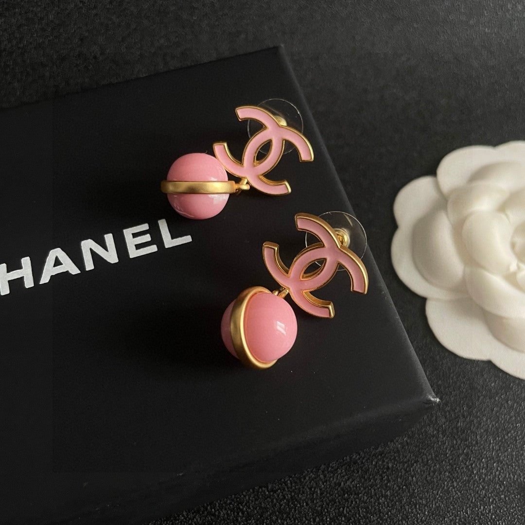 Chanel Interlocking C Enamel Gradient Earrings - album image 9