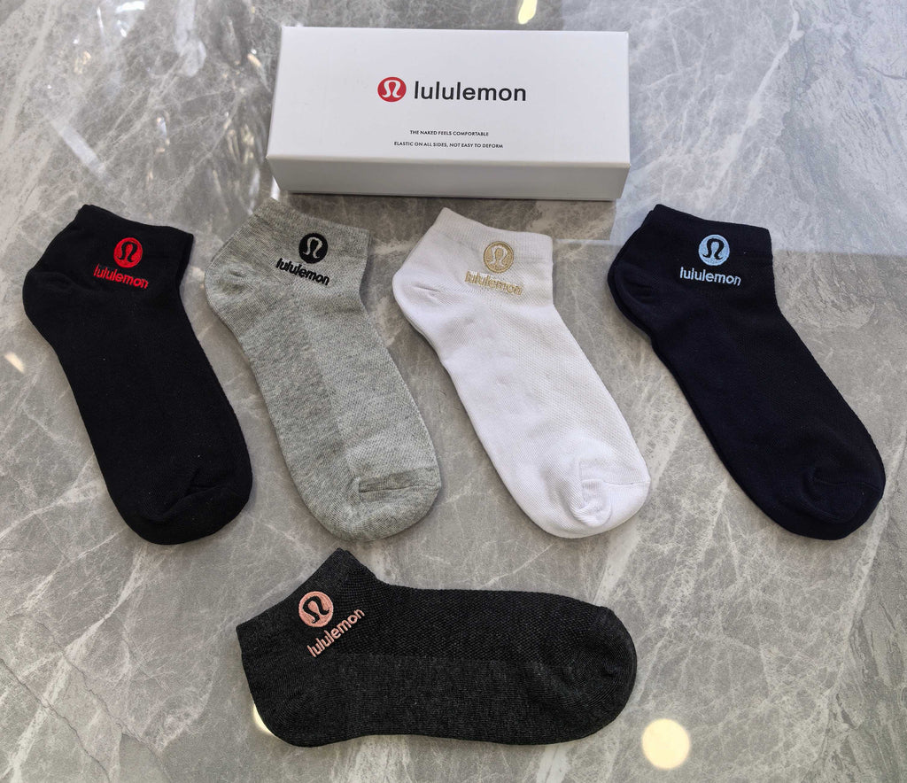 Lululemon colored emblem neutrals ankle socks - view 6