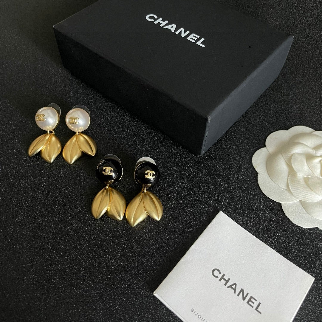 Chanel Interlocking C Earrings - album image 10