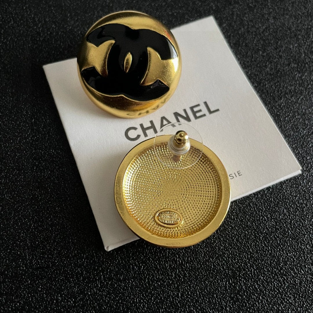 Chanel Interlocking C Circular Stud Earrings - album image 7